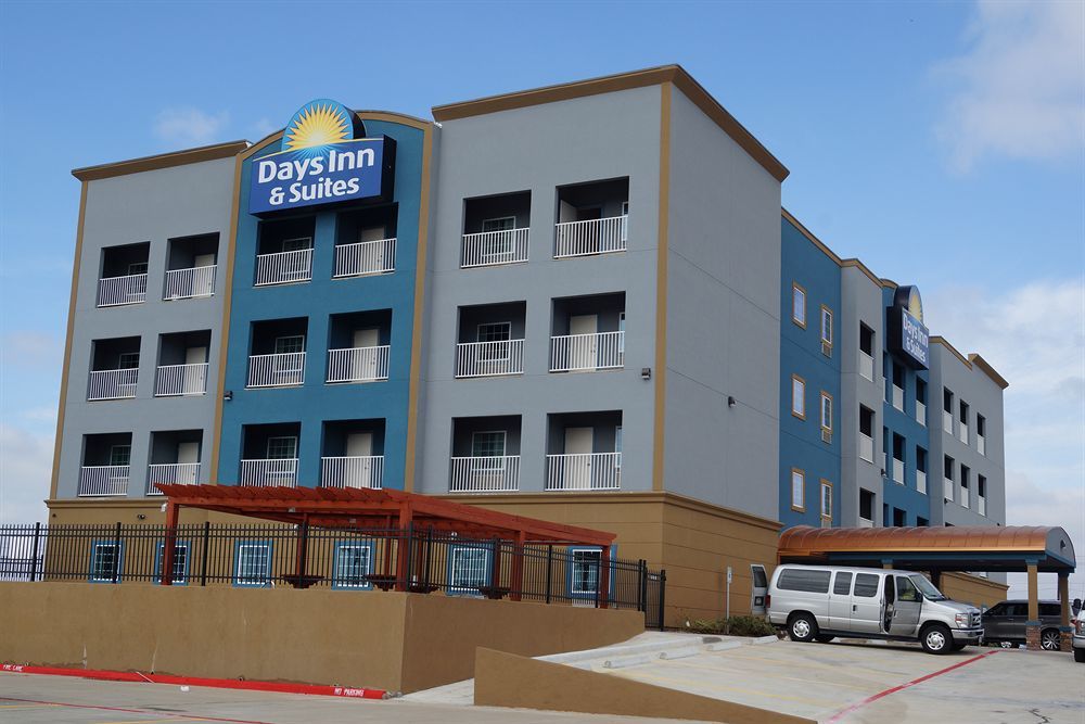 Days Inn & Suites By Wyndham Galveston West/Seawall Экстерьер фото